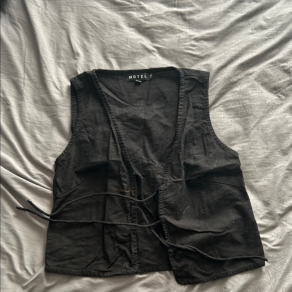 Black Sleeveless Vest by Motel